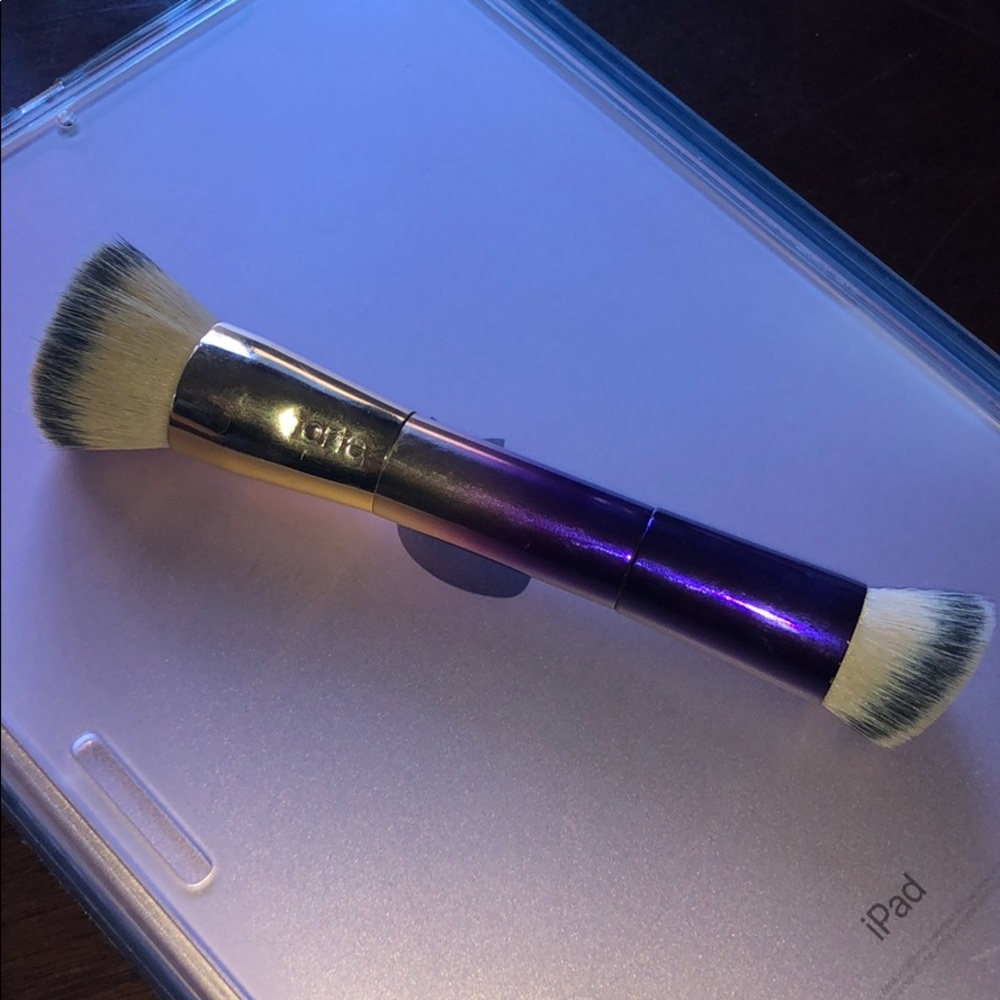 Tarte- brush